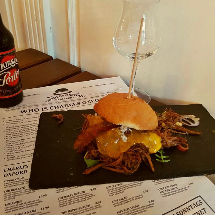 „Pulled Beef“ Charles Oxford Burger 